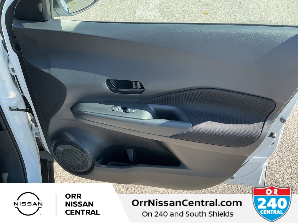 New 2025 Nissan Kicks Play S image 10