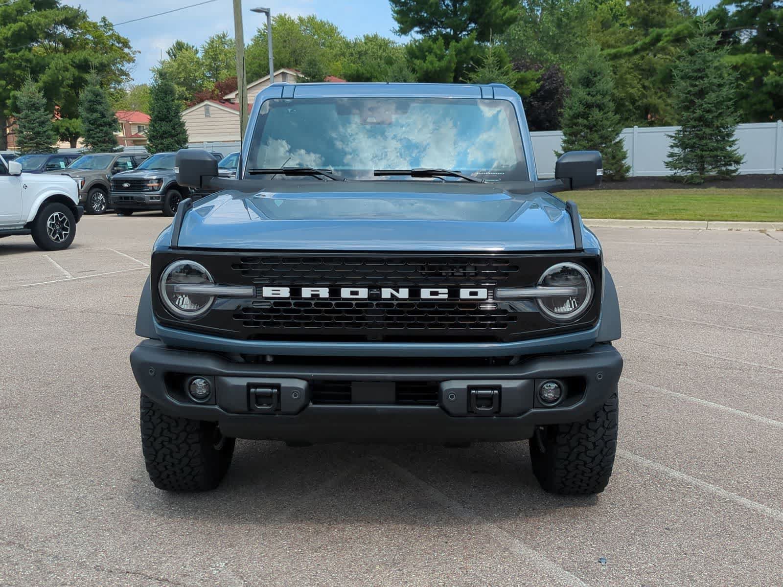 New 2025 Ford Bronco Badlands AWD/4WD image 3