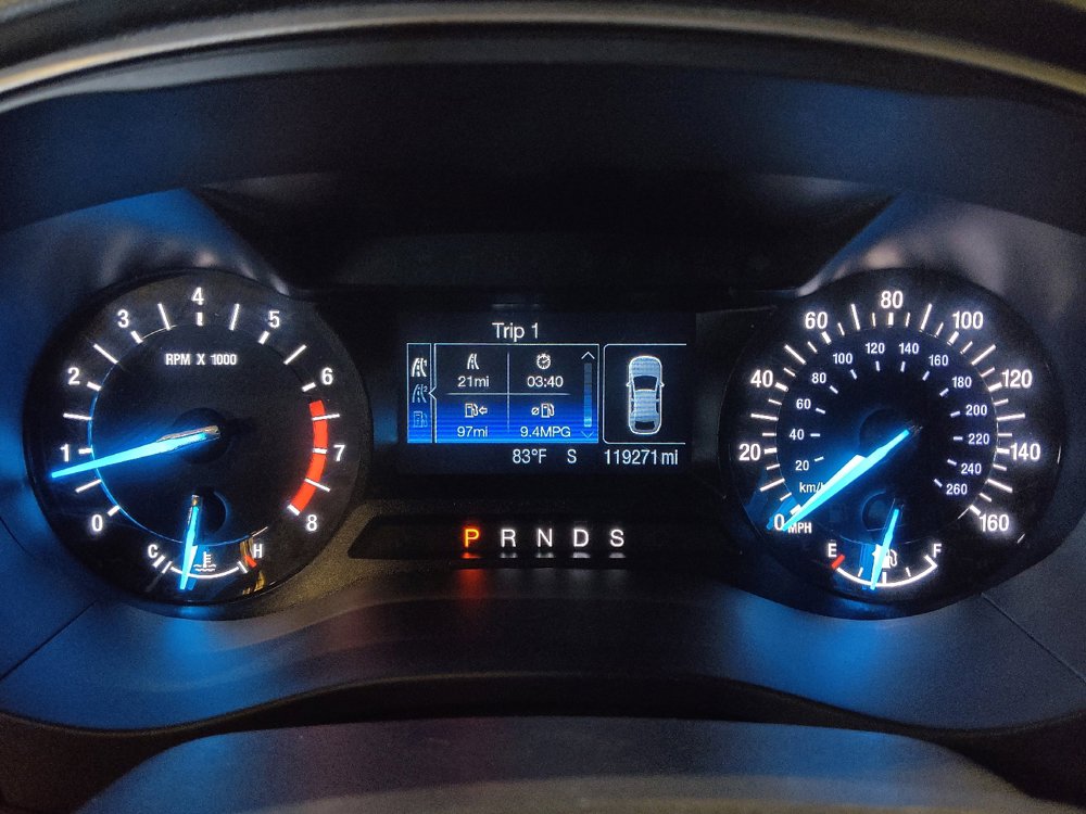 Used 2015 Ford Fusion SE w/ Equipment Group 201A FWD image 23