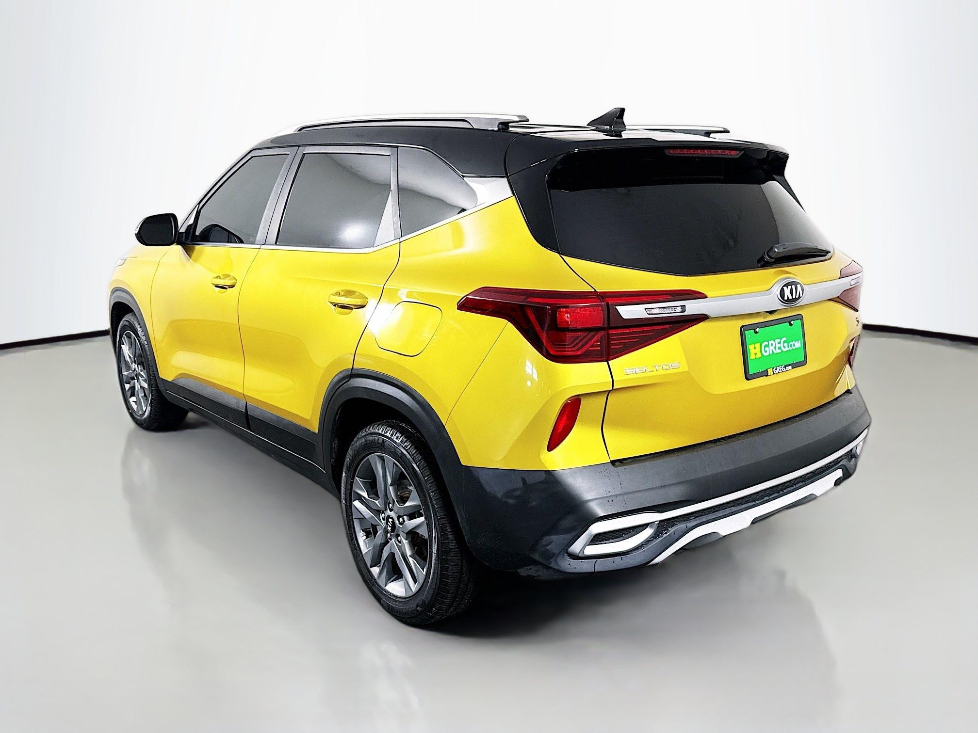 Used 2021 Kia Seltos S FWD image 7