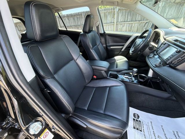 Used 2016 Toyota RAV4 Limited AWD/4WD image 29