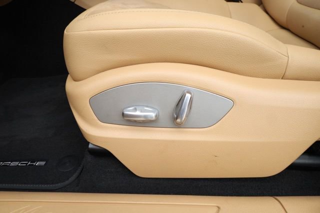 Used 2018 Porsche Macan image 32