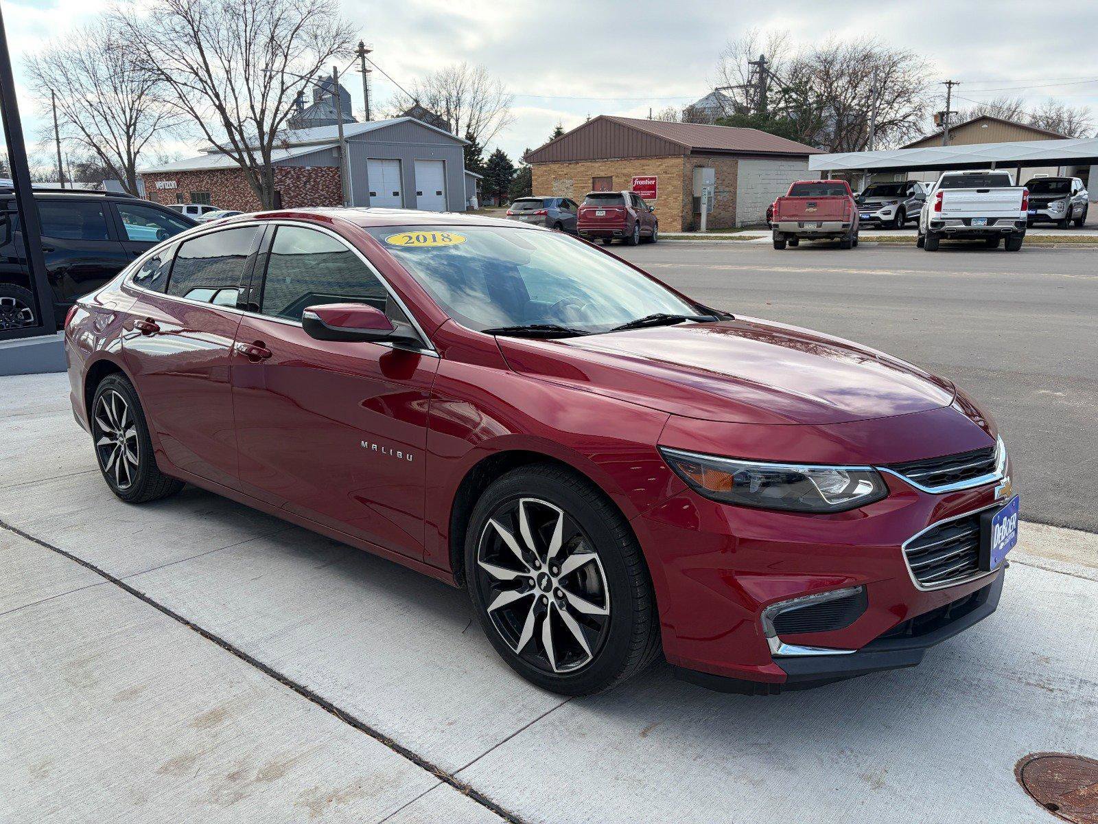 Used 2018 Chevrolet Malibu LT w/ Leather Package image 6