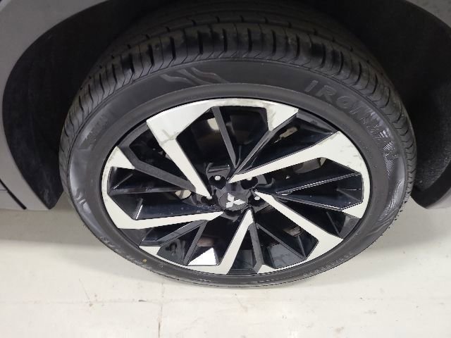 Used 2024 Mitsubishi Outlander SE FWD image 35