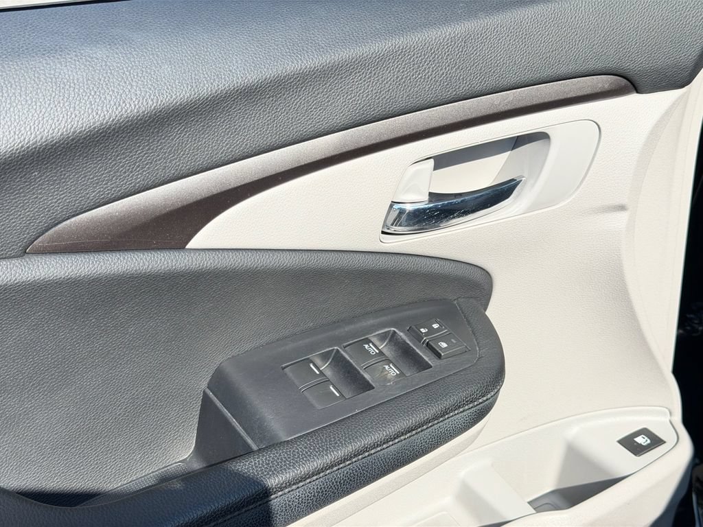 Used 2019 Honda Pilot EX image 14