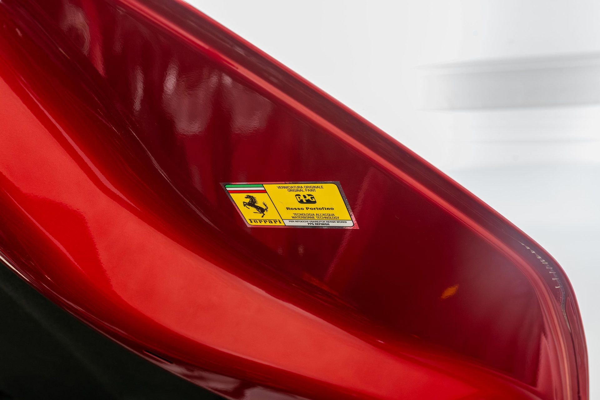 Certified 2020 Ferrari Portofino RWD image 24