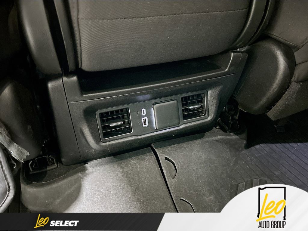 Used 2024 Chevrolet Silverado 2500 LT image 25
