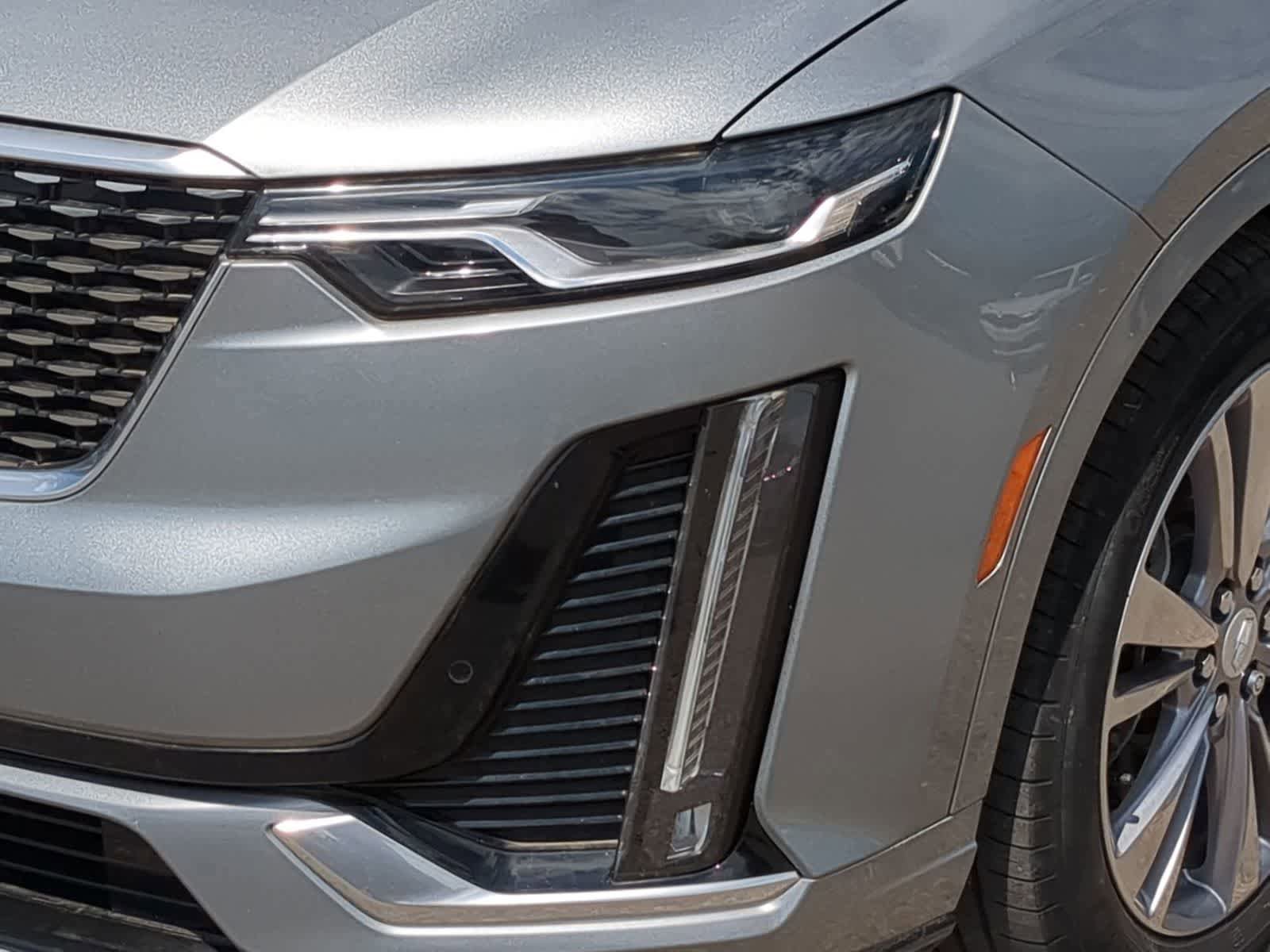 Used 2024 Cadillac XT6 Premium Luxury AWD/4WD image 11