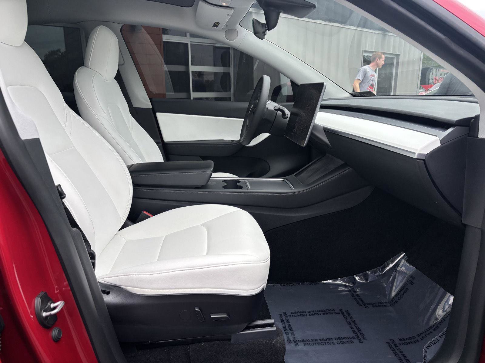 Used 2021 Tesla Model Y Long Range AWD/4WD image 16
