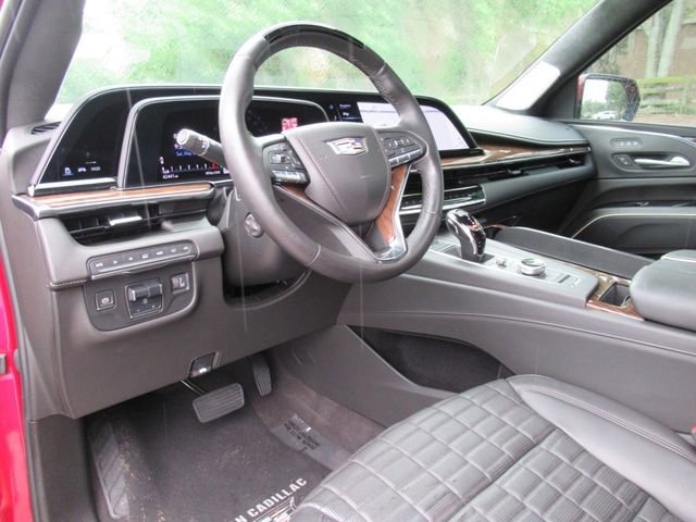 Certified 2023 Cadillac Escalade Sport Platinum w/ LPO, ONYX Package AWD/4WD image 20