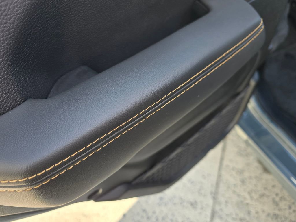 Used 2025 Jeep Wrangler Unlimited Sahara w/ Safety Group image 28