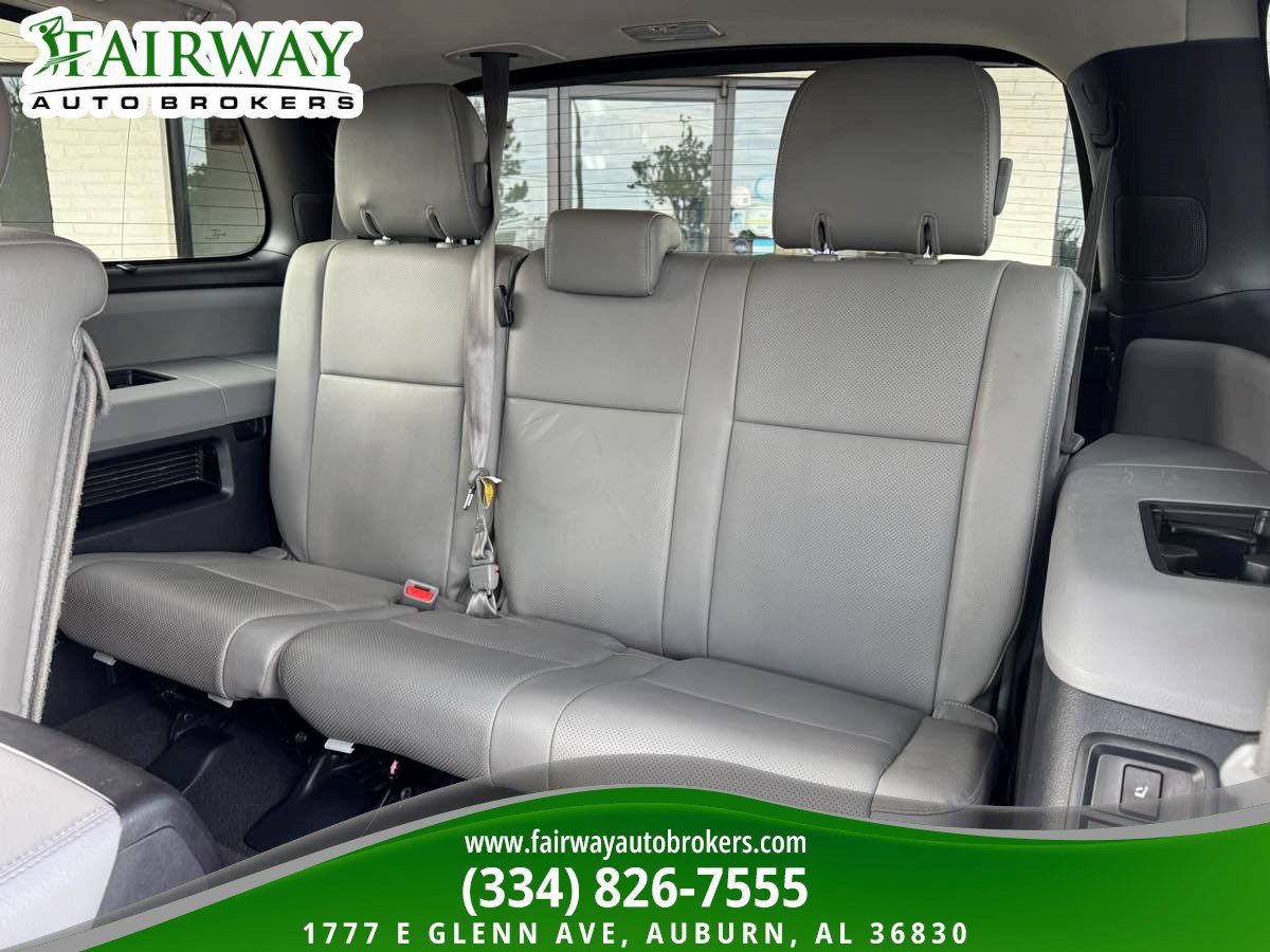 Used 2021 Toyota Sequoia Platinum AWD/4WD image 14