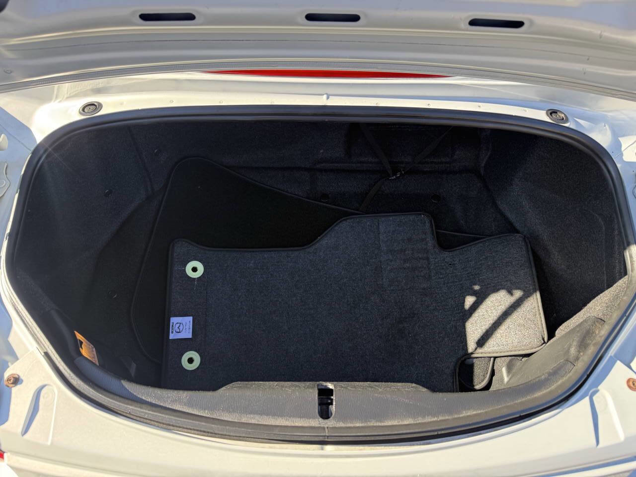 Used 2016 MAZDA MX-5 Miata Sport image 17