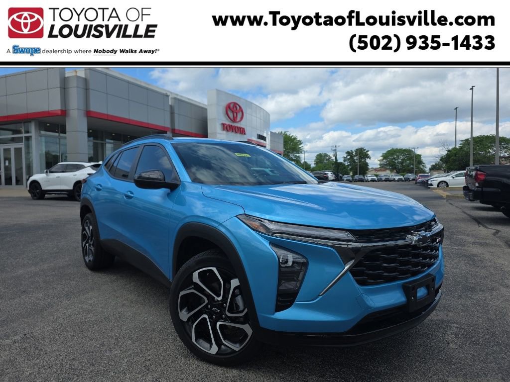 Used 2025 Chevrolet Trax RS w/ Driver Confidence Package FWD video 1