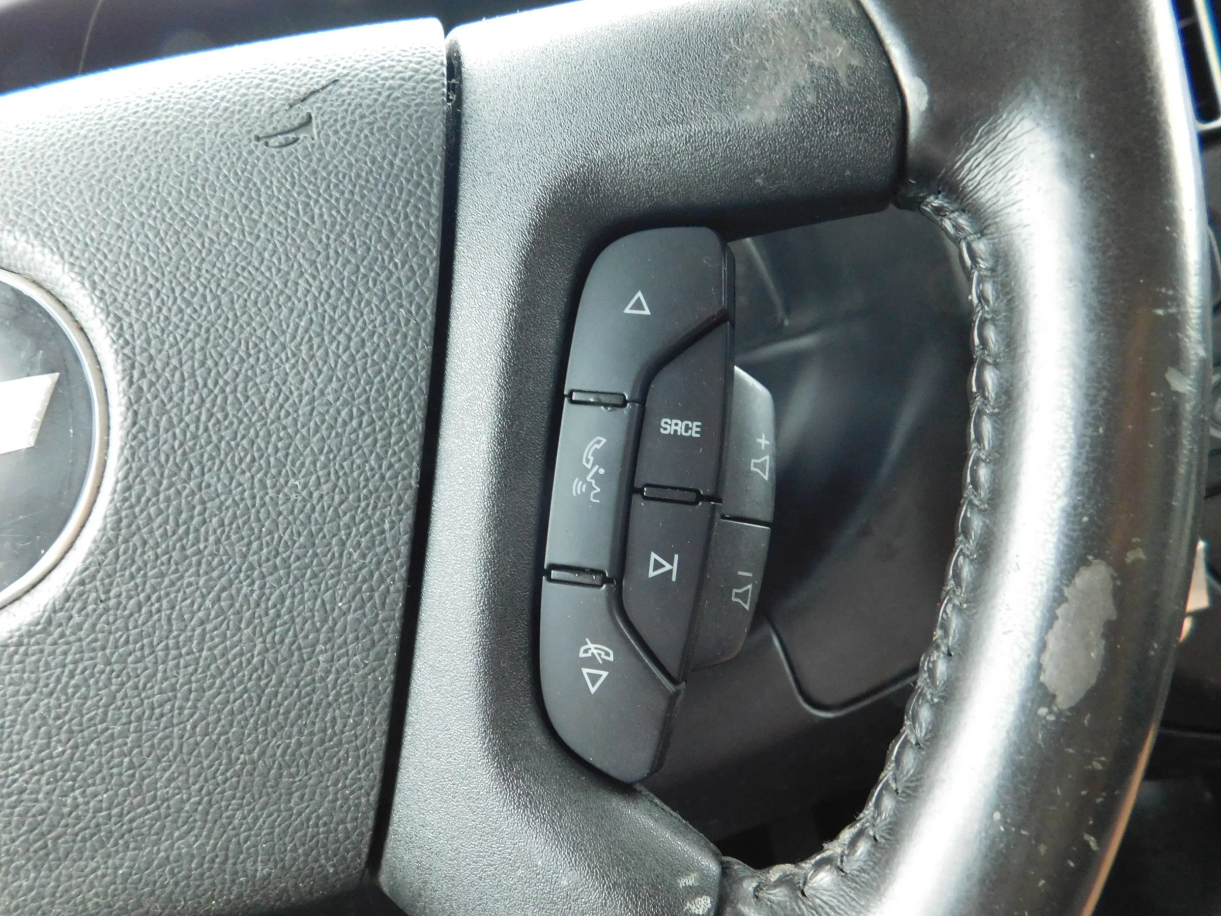 Used 2020 Chevrolet Express 2500 w/ Driver Convenience Package RWD image 22