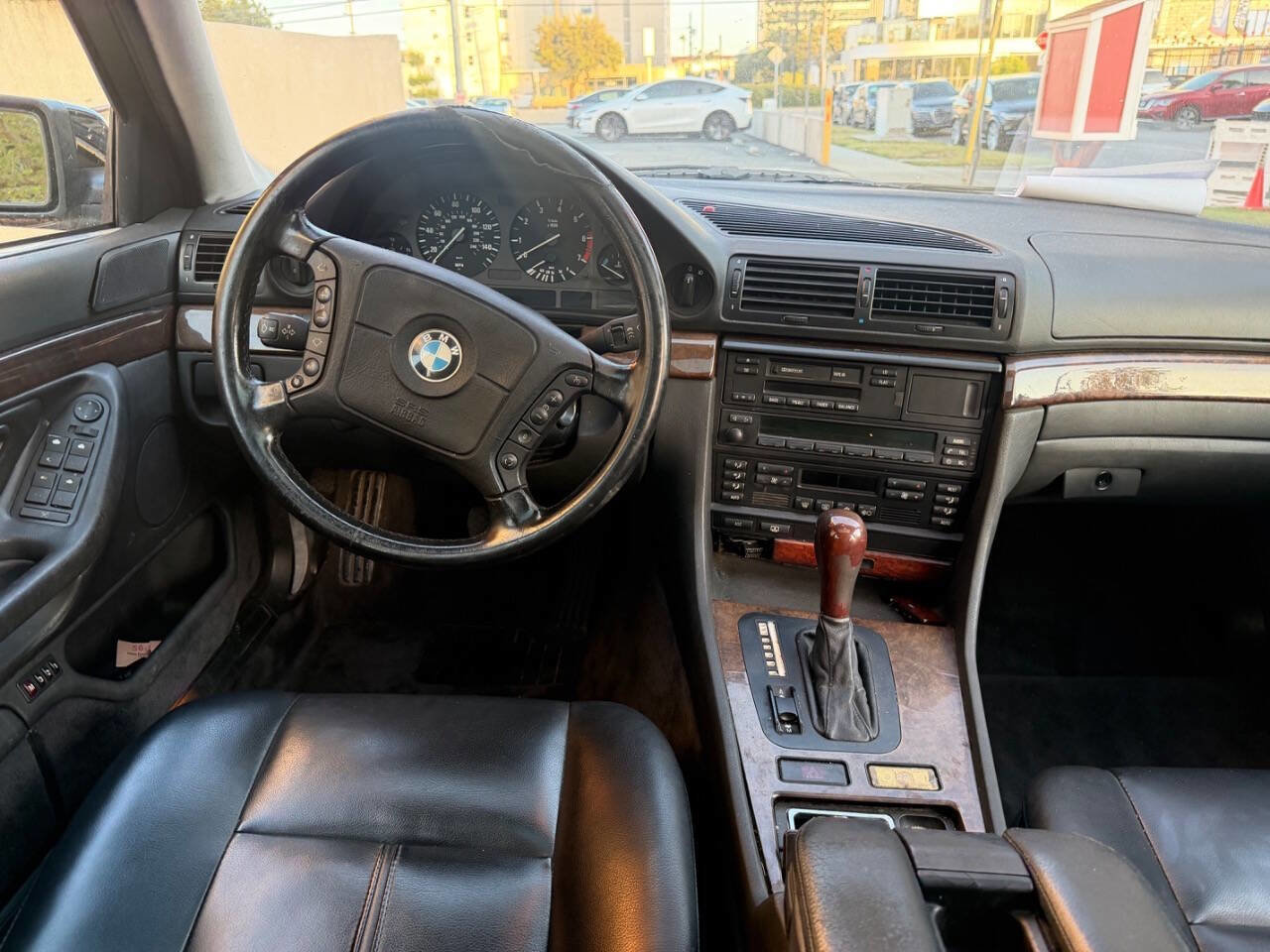 Used 1996 BMW 740iL RWD image 10