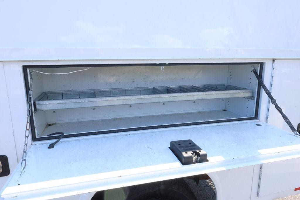 Used 2021 GMC Savana 3500 w/ Power Convenience Package RWD image 19