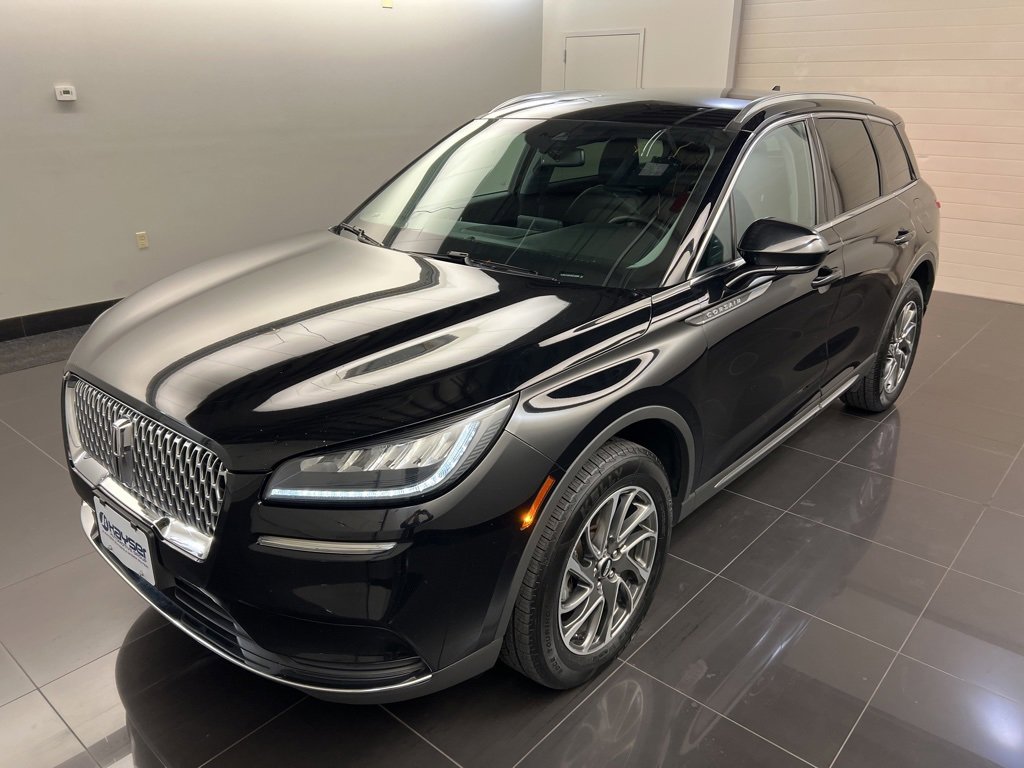 Used 2022 Lincoln Corsair AWD w/ Equipment Group 101A image 3