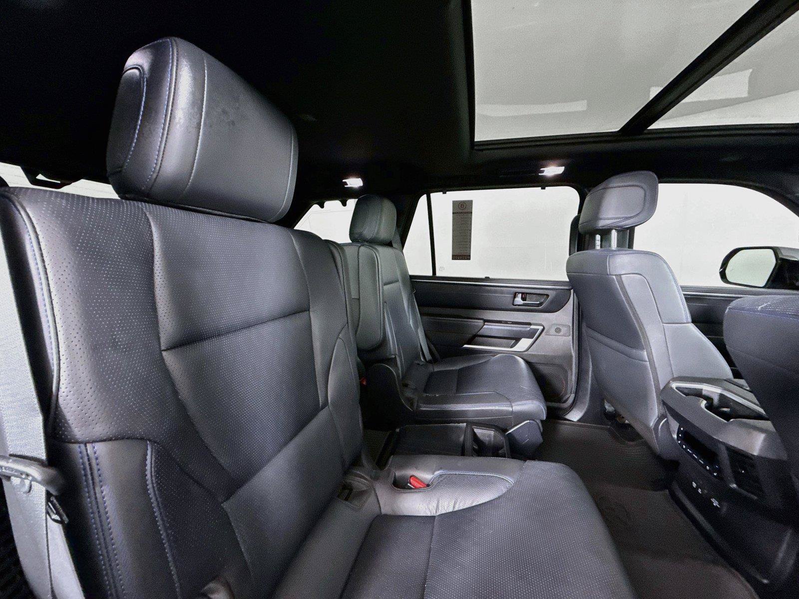 Certified 2025 Toyota Sequoia Platinum AWD/4WD image 42