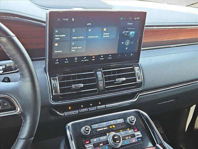 Used 2024 Lincoln Navigator L Reserve AWD/4WD image 15