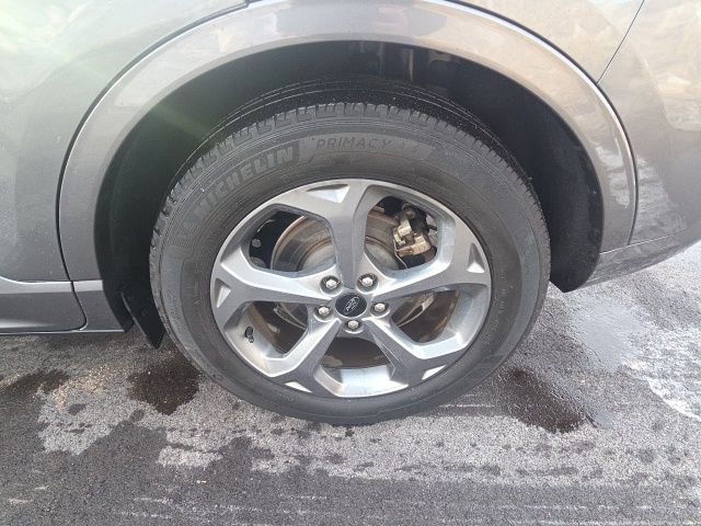 Used 2024 Ford Escape ST-Line w/ Cold Weather Package image 15