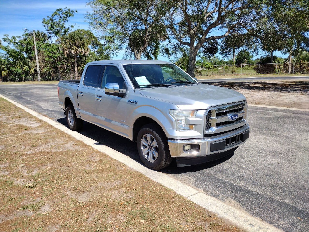 Used 2015 Ford F150 XLT RWD image 1