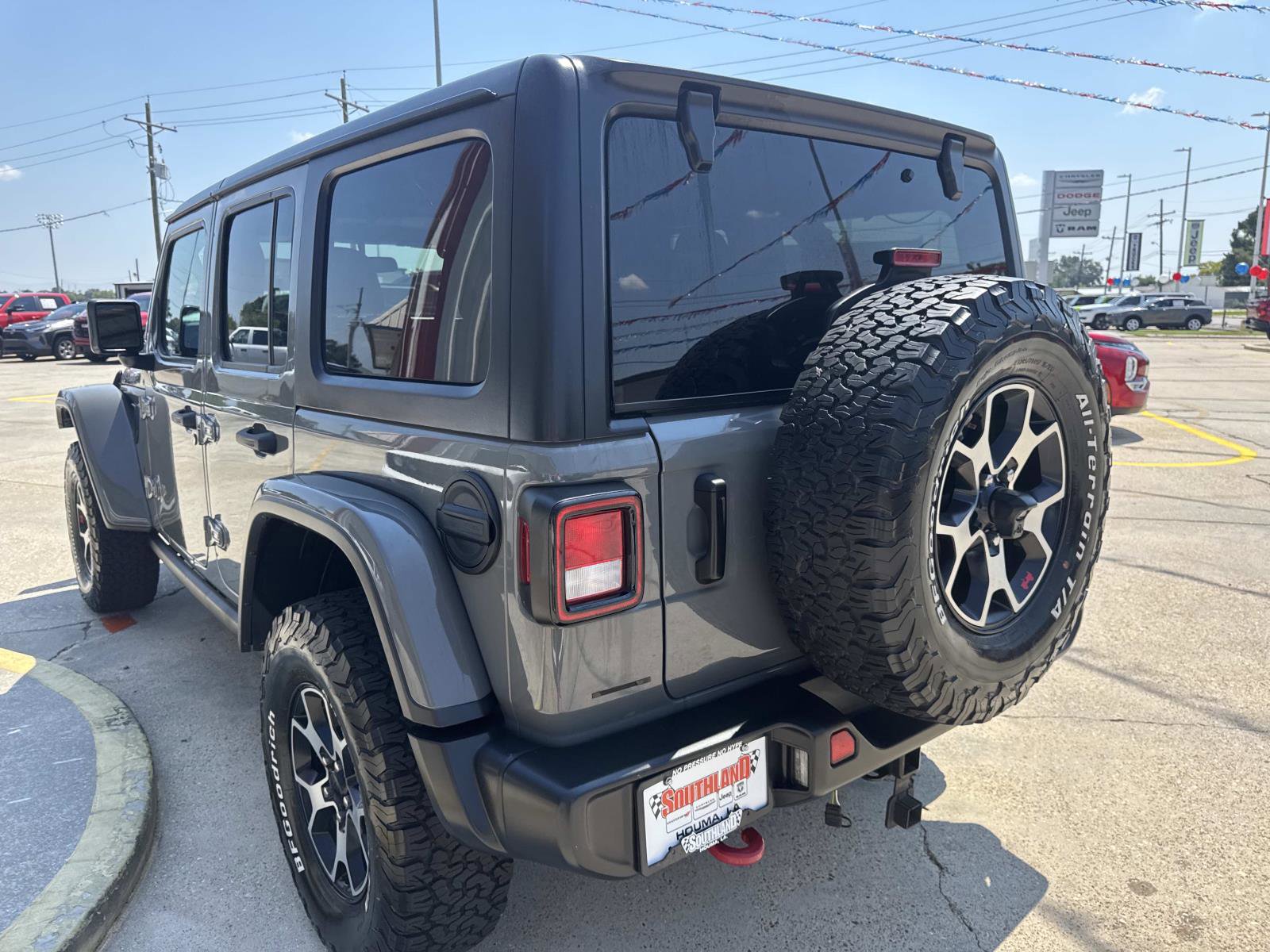 Certified 2021 Jeep Wrangler Unlimited Rubicon w/ Cold Weather Group image 5