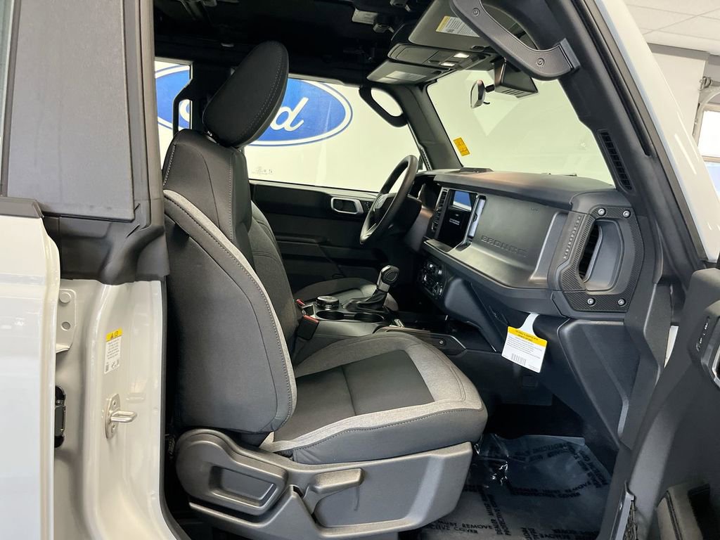 New 2026 Ford Bronco 4-Door image 21