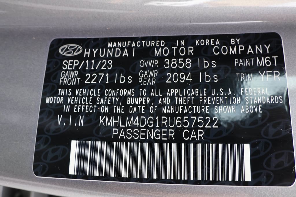 Used 2024 Hyundai Elantra SEL FWD image 41