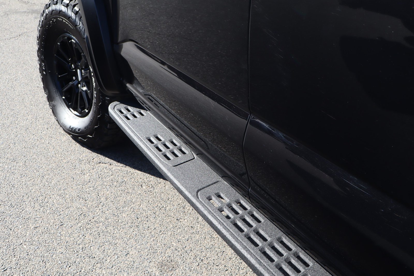 Used 2025 Ford F150 Raptor AWD/4WD image 17