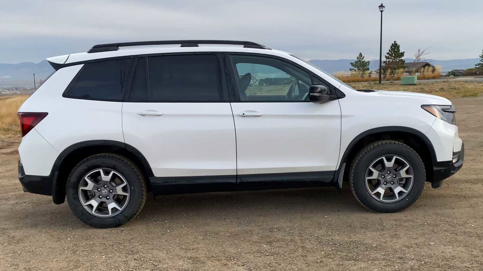 Used 2023 Honda Passport TrailSport image 9