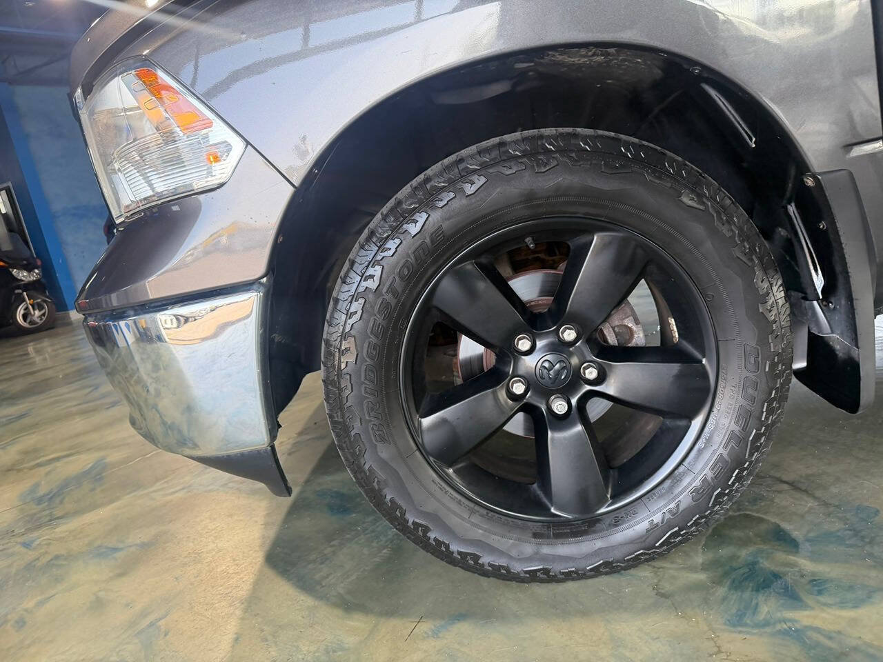 Used 2014 RAM 1500 Classic SLT w/ Luxury Group RWD image 26