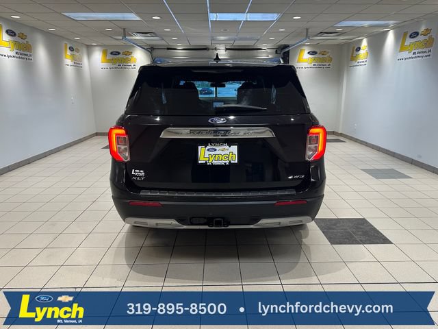 Used 2021 Ford Explorer XLT w/ Equipment Group 202A AWD/4WD image 27