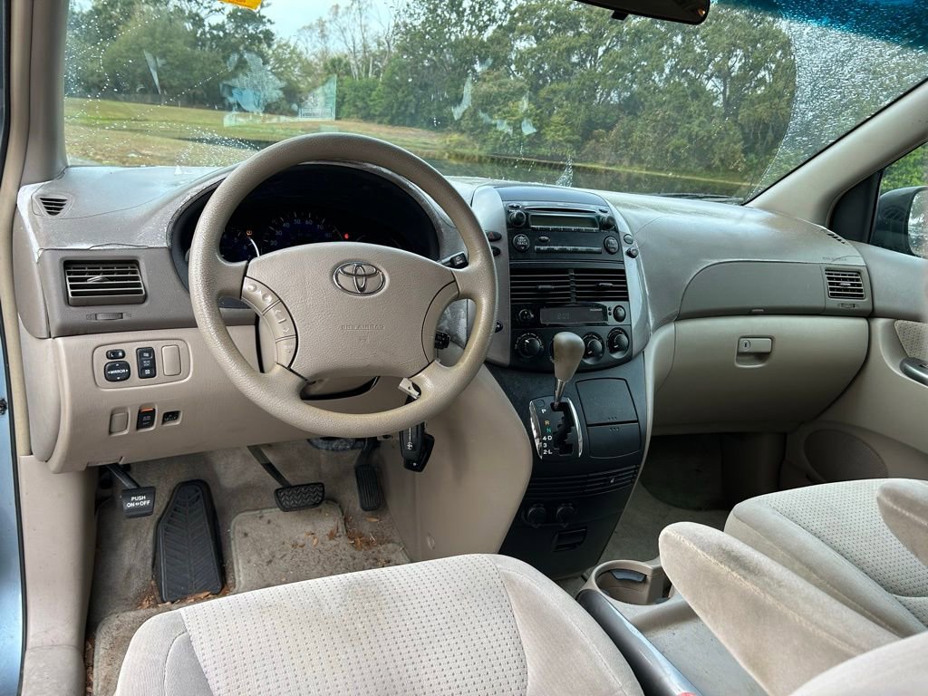 Used 2008 Toyota Sienna LE image 12