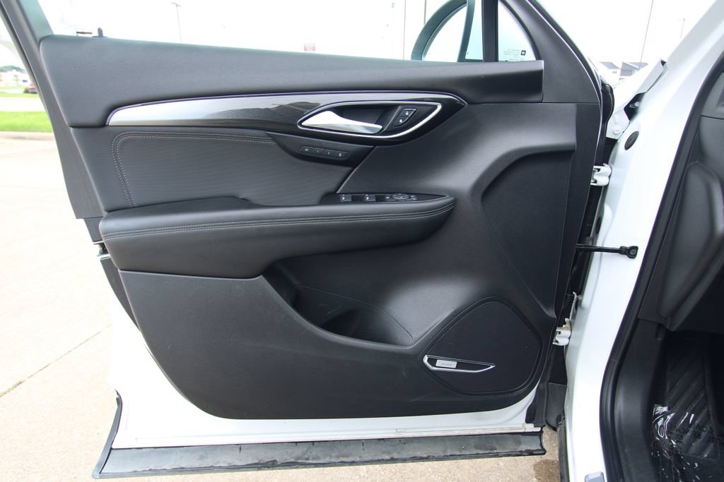 Used 2024 Buick Envision Preferred AWD/4WD image 32