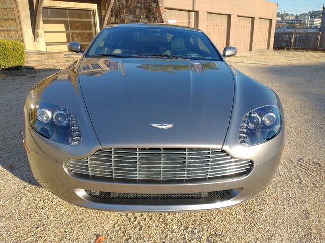 Used 2007 Aston Martin V8 Vantage Coupe image 4