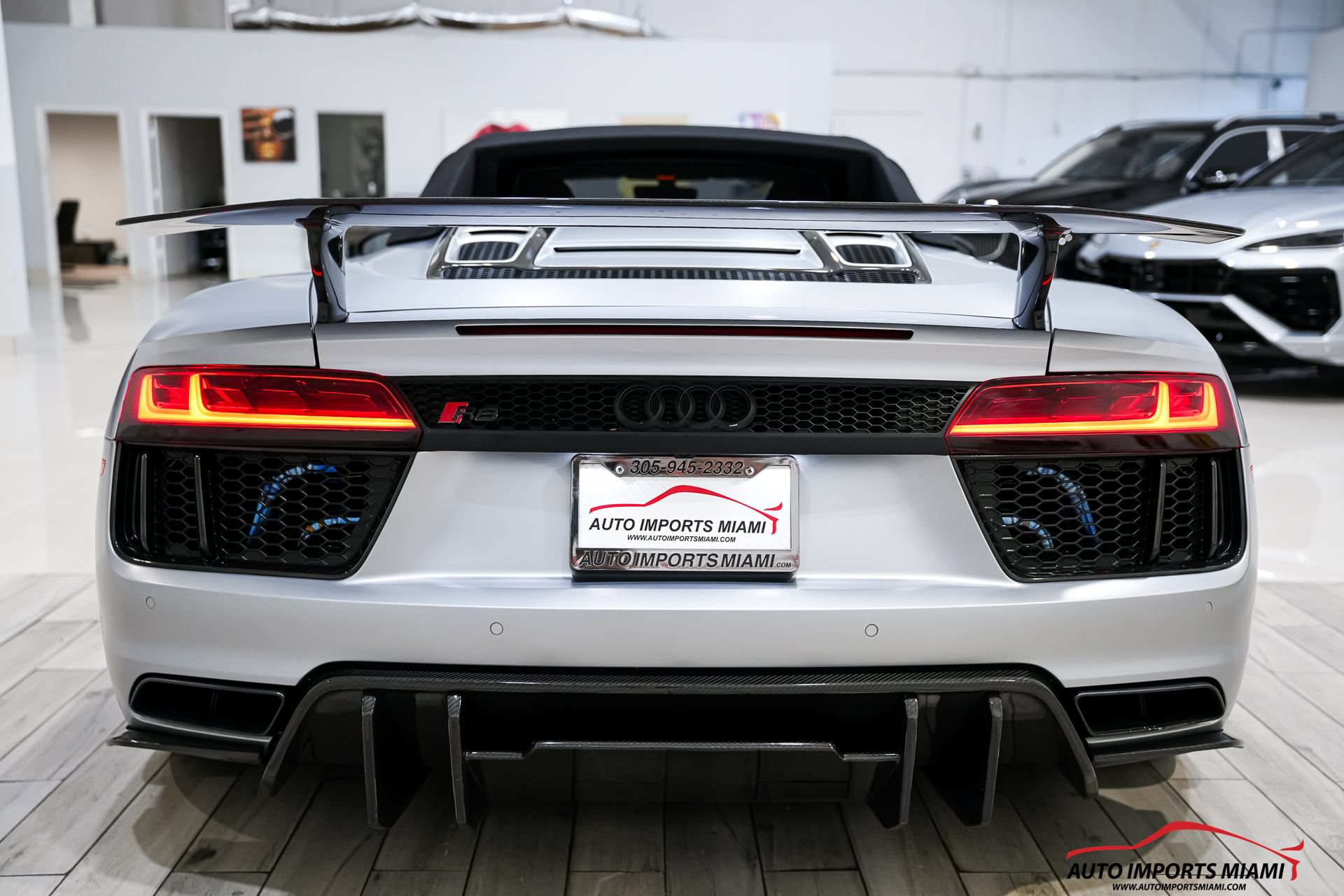 Used 2018 Audi R8 V10 w/ Carbon Exterior Package AWD/4WD image 51