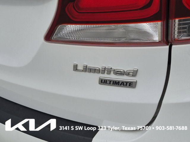 Used 2018 Hyundai Santa Fe Limited FWD image 8