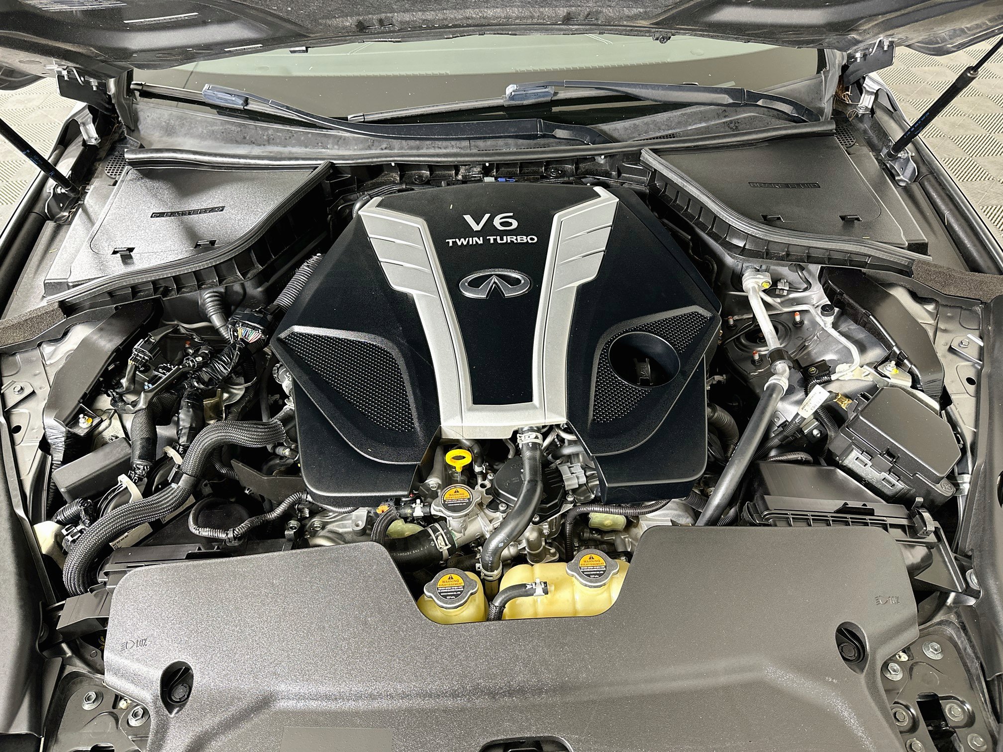 Used 2018 INFINITI Q50 Luxe w/ Essential Package (3.0T Luxe) RWD image 34