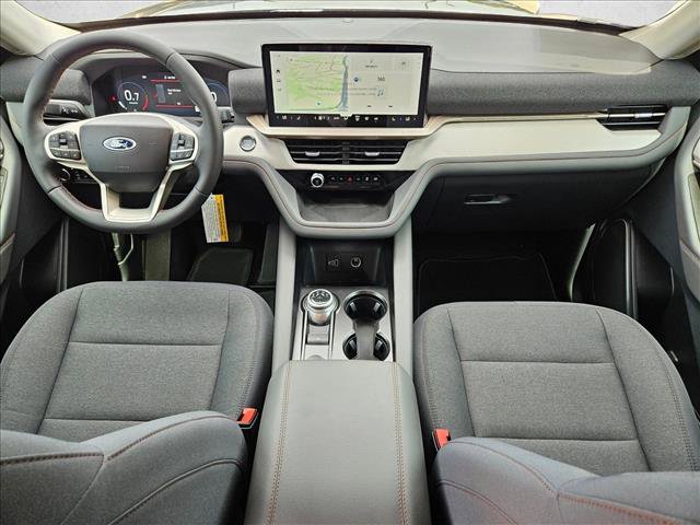 New 2026 Ford Explorer Active RWD image 15