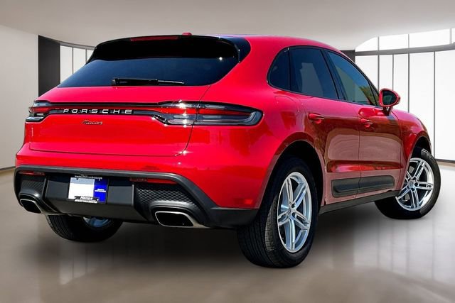 Used 2026 Porsche Macan image 6
