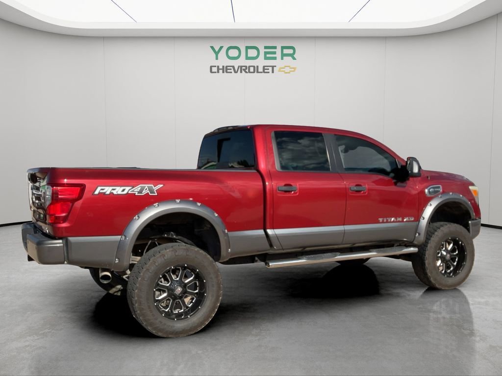 Used 2017 Nissan Titan PRO-4X w/ Pro-4x Convenience Package AWD/4WD image 5