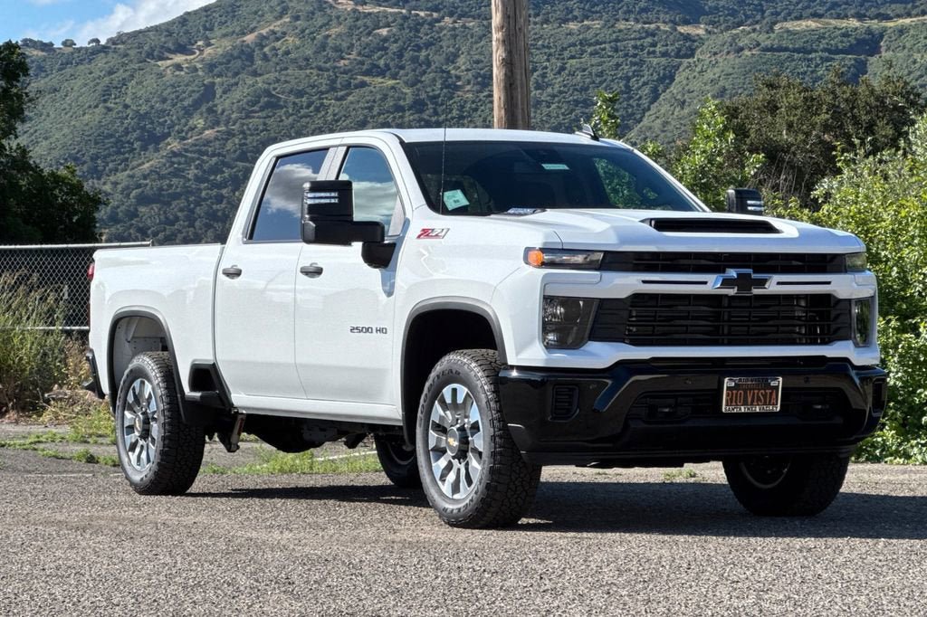 New 2026 Chevrolet Silverado 2500 Custom w/ Custom Value Package AWD/4WD image 2