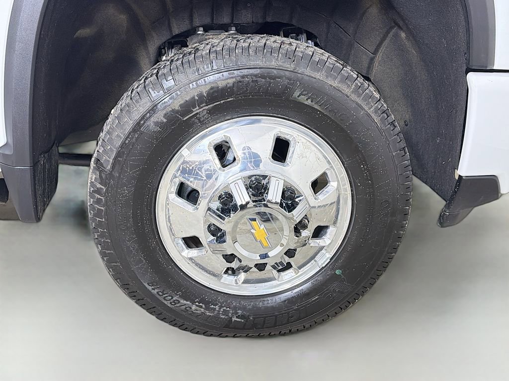 Used 2026 Chevrolet Silverado 3500 High Country w/ Technology Package AWD/4WD image 29