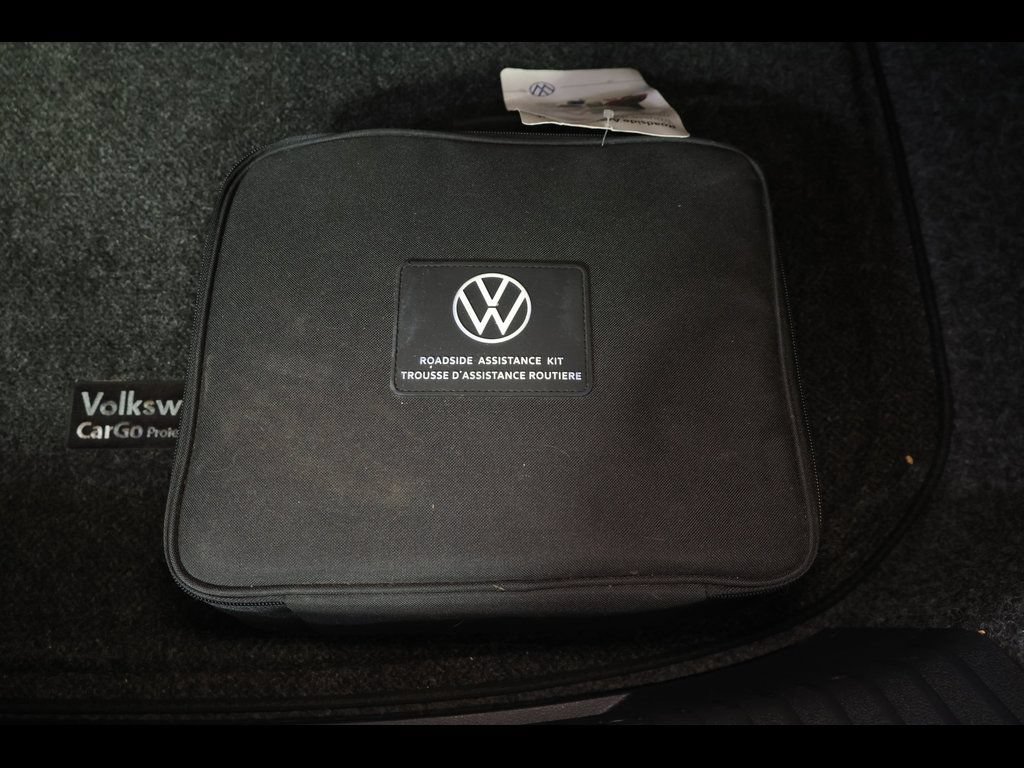 Used 2023 Volkswagen Jetta Sport FWD image 21