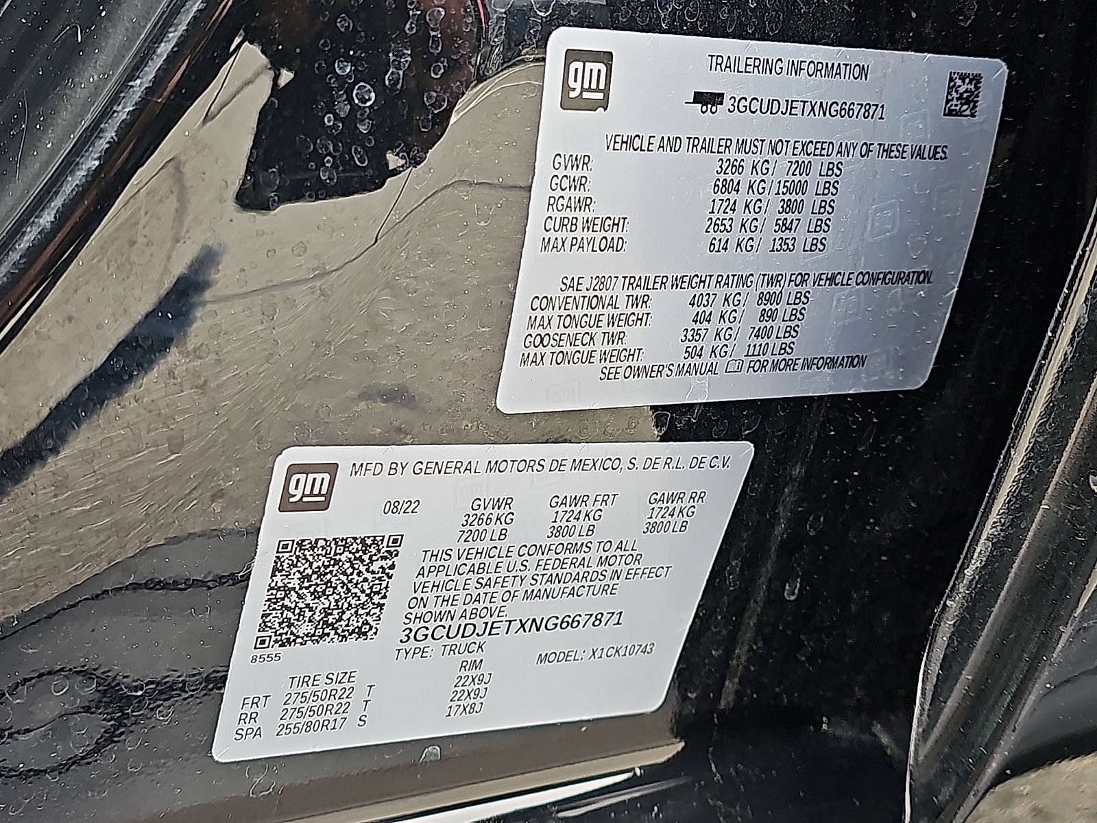 Used 2022 Chevrolet Silverado 1500 High Country w/ High Country Premium Package AWD/4WD image 31