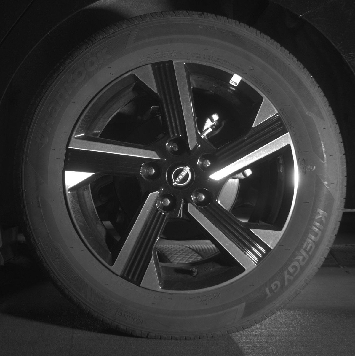 Used 2025 Nissan Sentra SV image 14