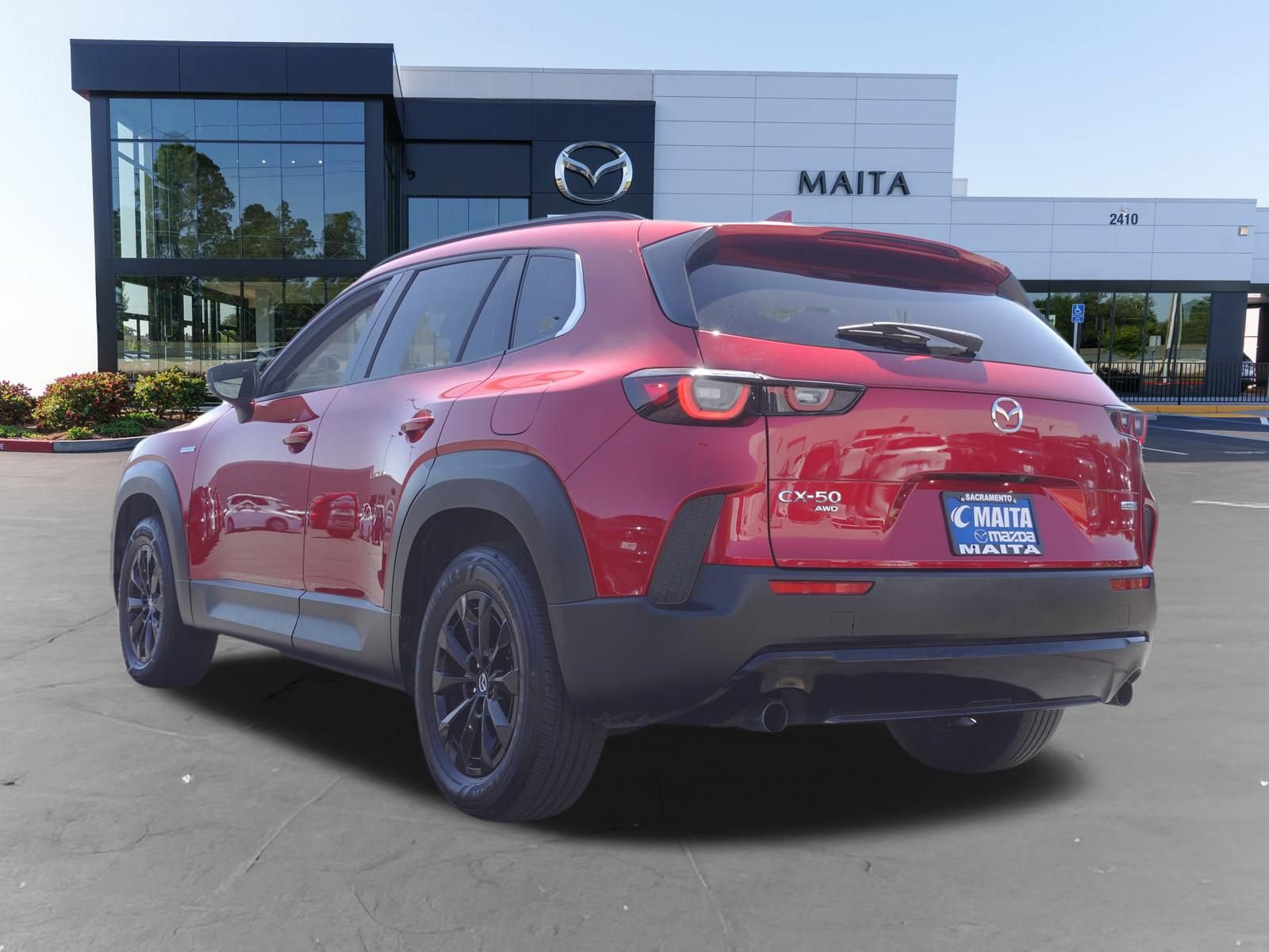 Used 2025 MAZDA CX-50 AWD 2.5 Hybrid w/ Premium Pkg image 7