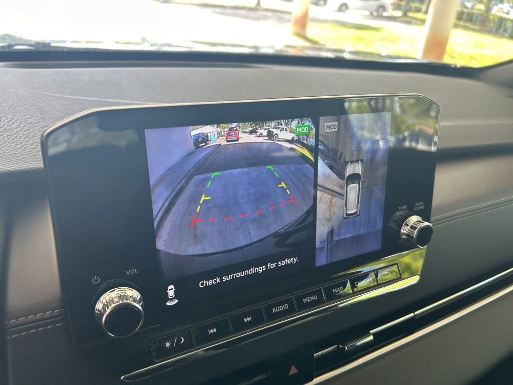 New 2025 Mitsubishi Outlander 4WD Plug-In Hybrid image 10