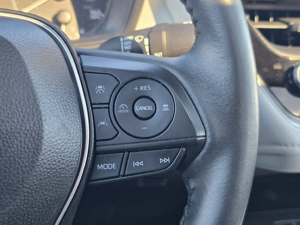 Certified 2024 Toyota Corolla SE w/ SE Premium Package FWD image 33